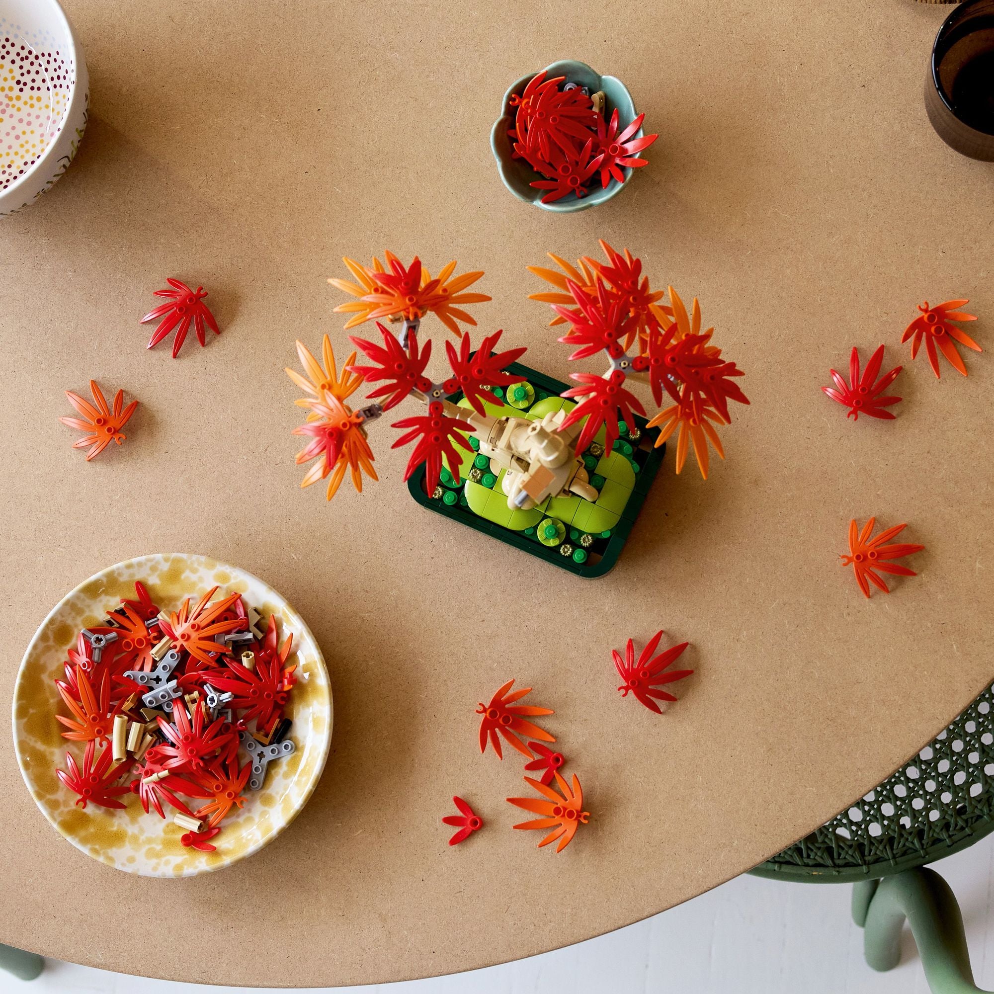 LEGO Botanicals Japanese Red Maple Bonsai Tree 10348 - Image 4